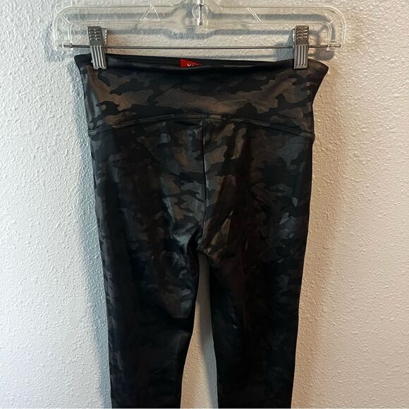 Spanx Faux Leather Legging in Matte Black Camo - Picture 7 of 15